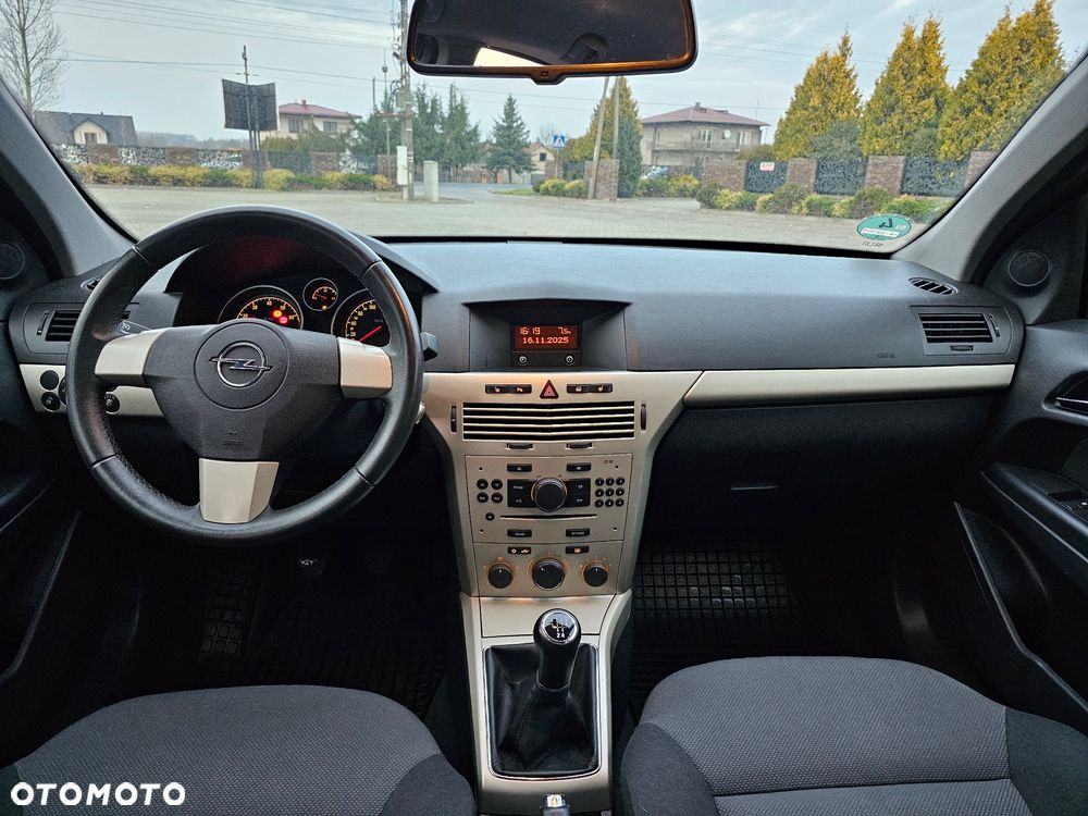 Opel Astra - 20