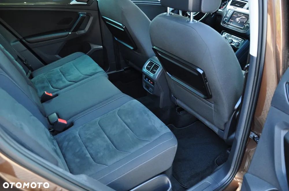 Volkswagen Tiguan 2.0 TDI SCR 4MOTION DSG Highline - 29
