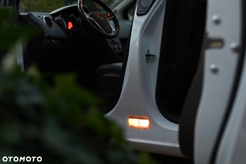 Opel Meriva - 12