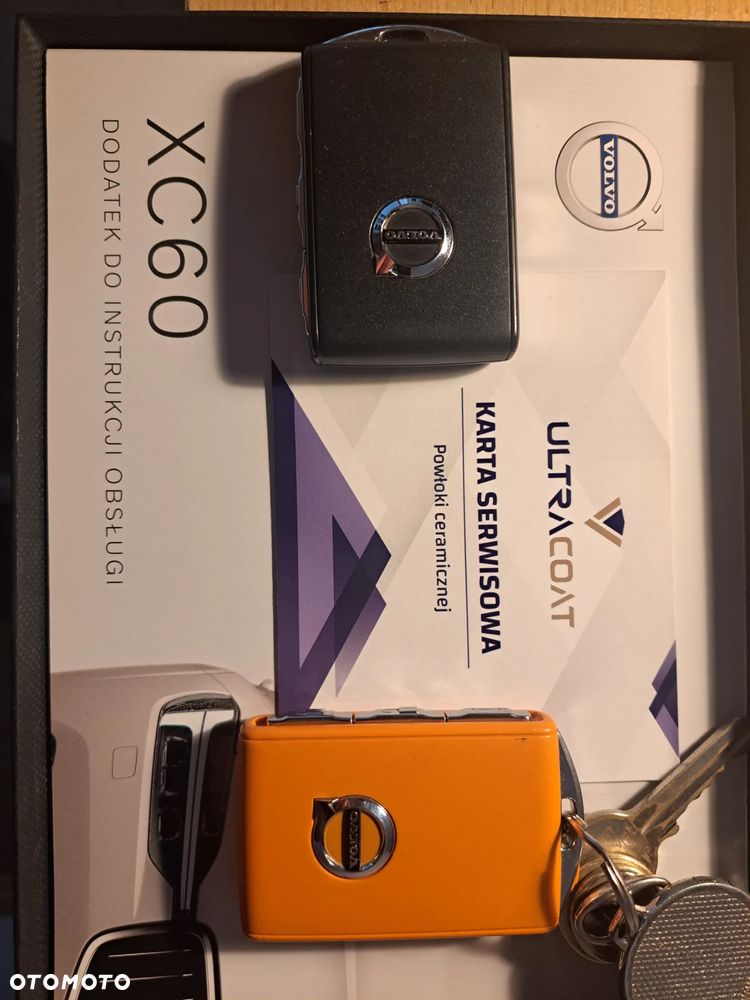 Volvo XC 60 B5 D AWD Inscription - 11