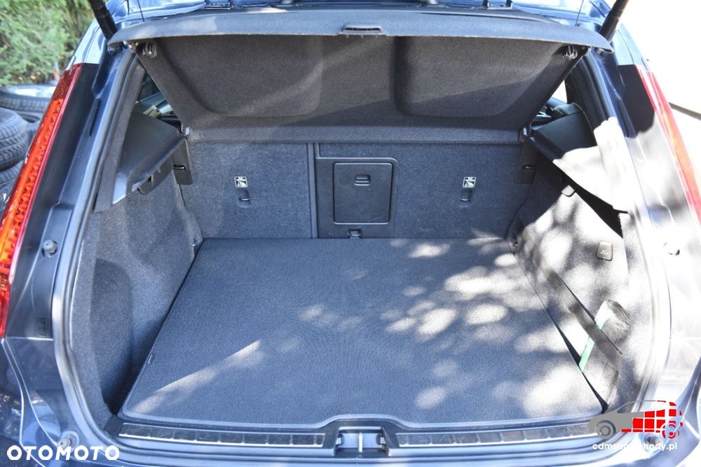 Volvo XC 40 - 21