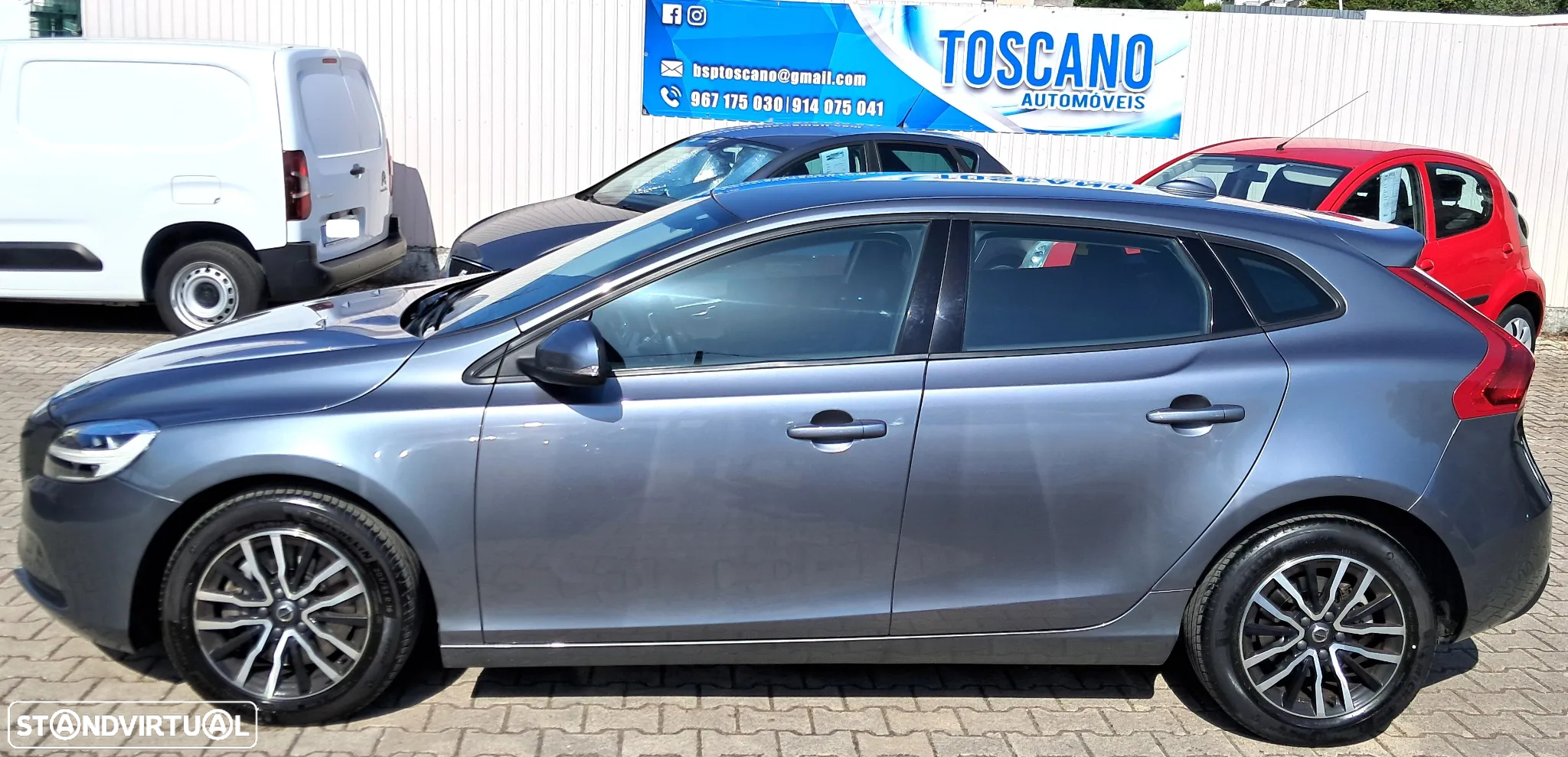 Volvo V40 2.0 D3 Momentum - 21