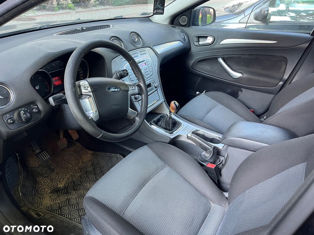 Ford Mondeo 1.8 TDCi Ambiente - 7