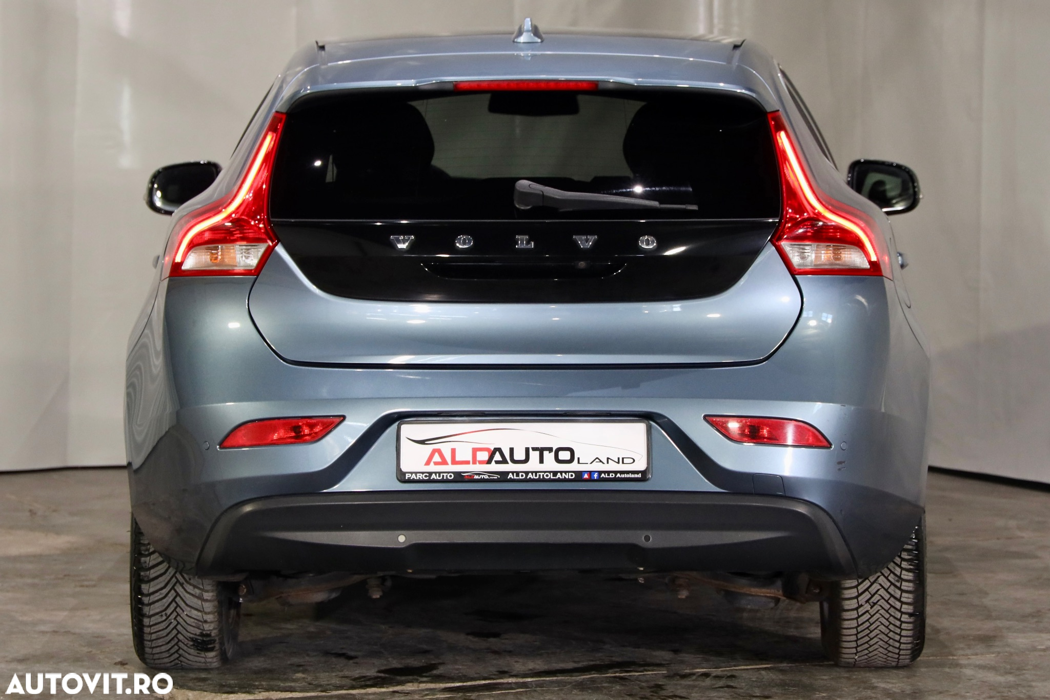 Volvo V40 D2 - 37