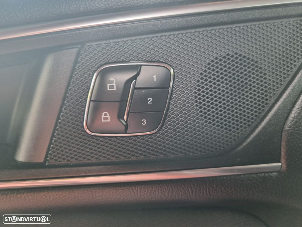 Ford Galaxy 2.0 TDCi Titanium - 33