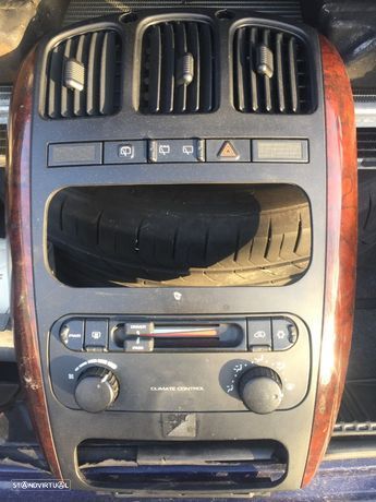 Consola Central Voyager/Grand Voyager 2001/07 - 1