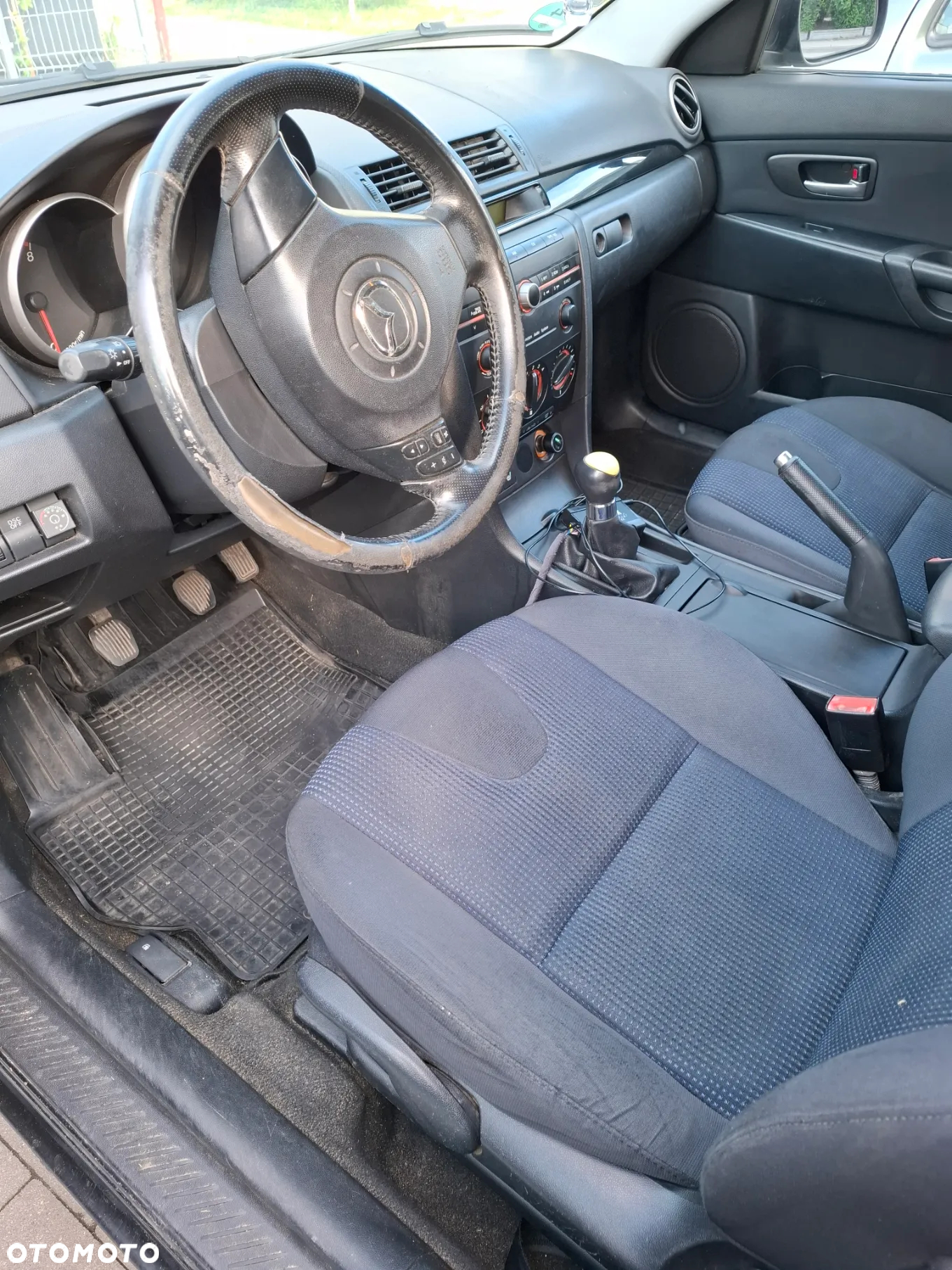 Mazda 3 - 4
