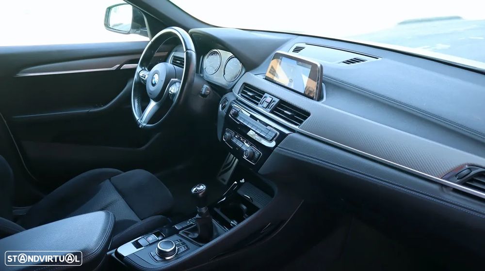 BMW X2 18 i sDrive Pack M - 32