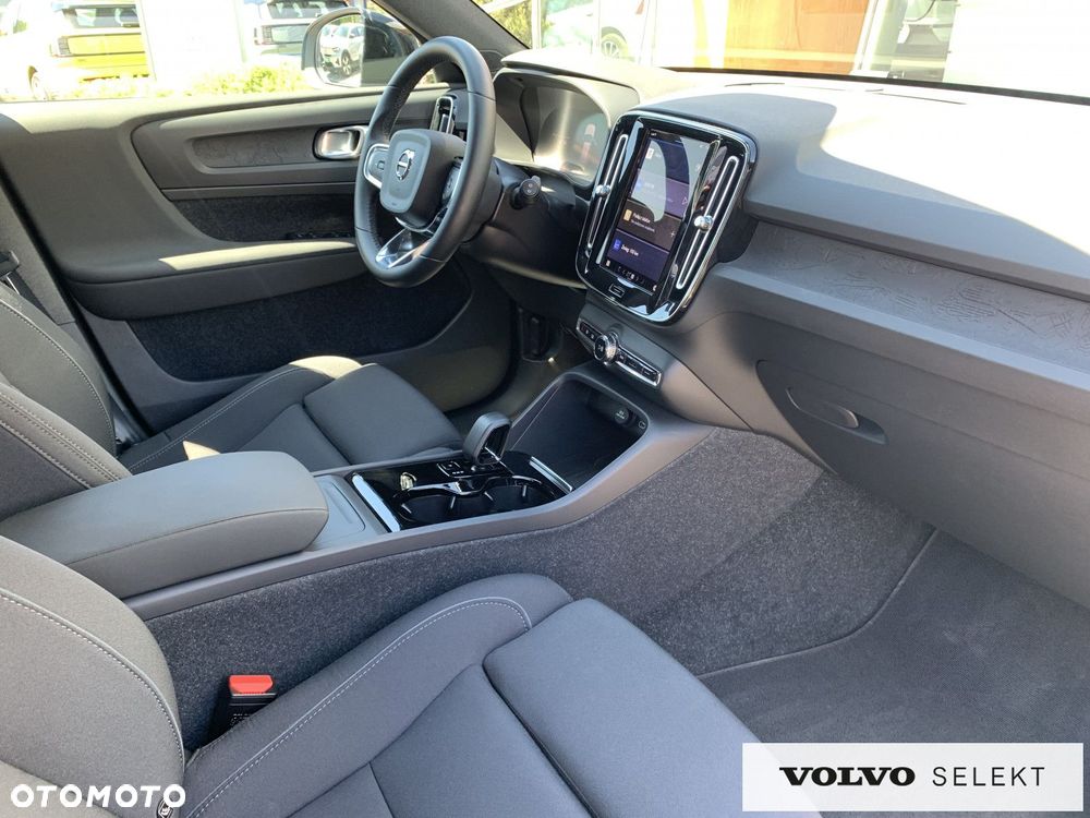 Volvo XC 40 - 22