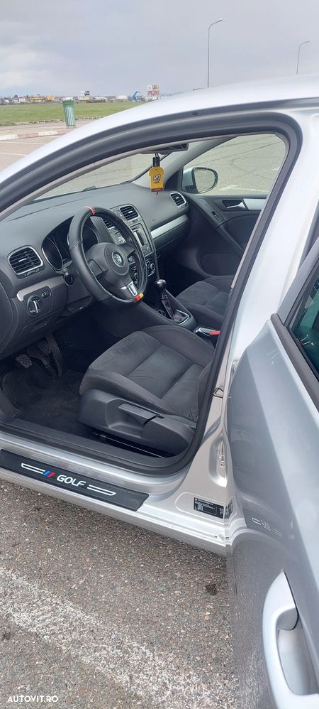 Volkswagen Golf 1.4 TSI Highline - 9