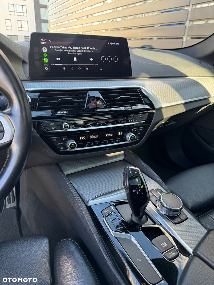 BMW Seria 5 ver-540d-xdrive-m-sport-sport - 10