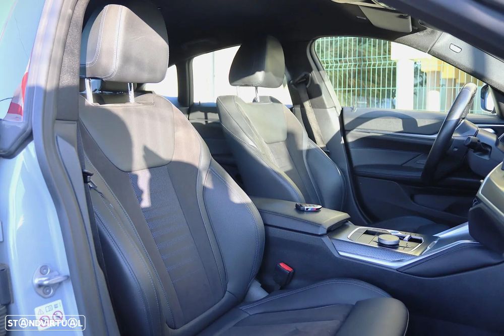 BMW i4 eDrive35 Pack Desportivo M - 29