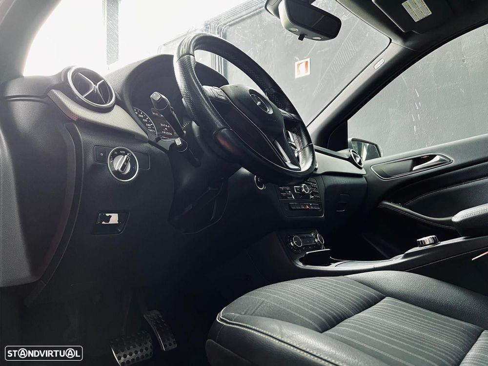 Mercedes-Benz B 180 CDI BlueEFFICIENCY Aut. - 17