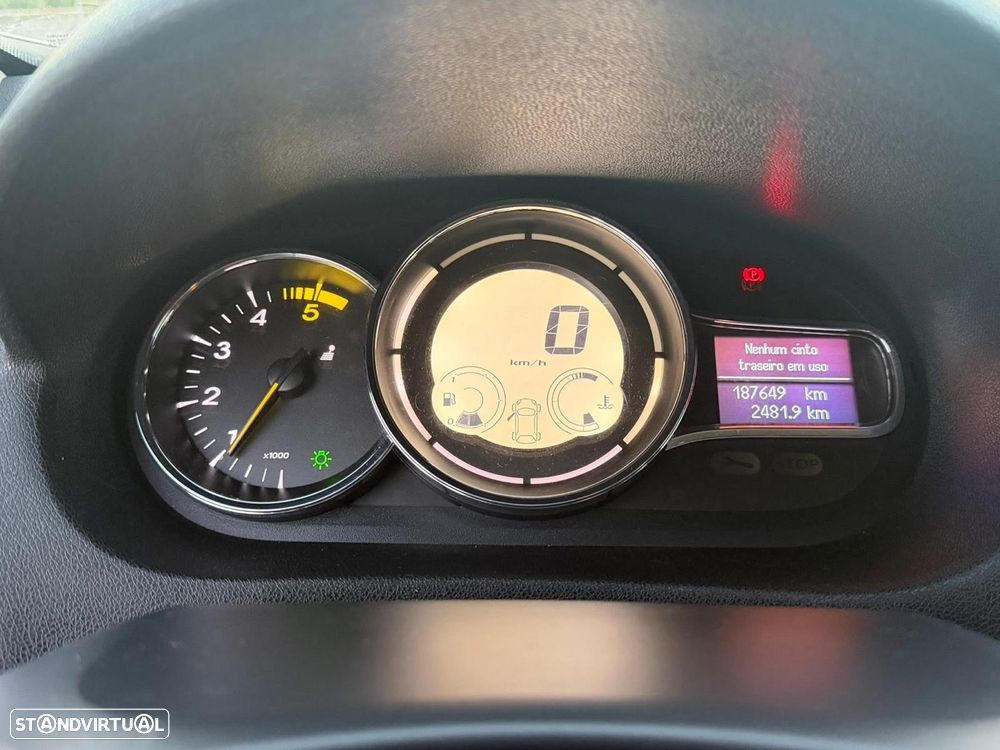 Renault Mégane Sport Tourer - 14