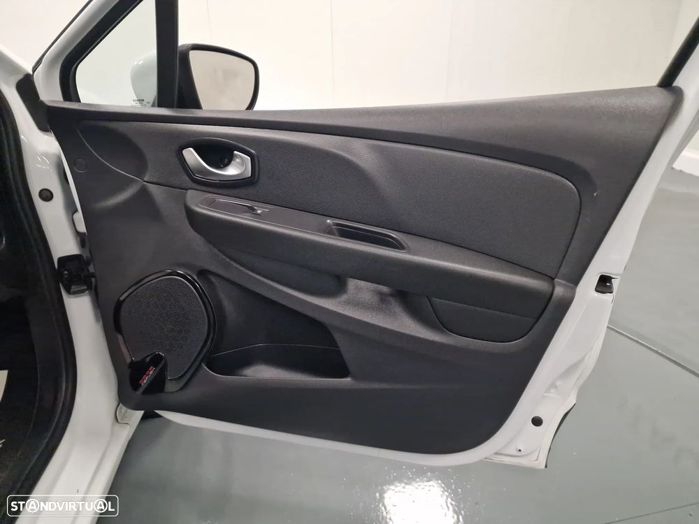 Renault CLIO SOCIETE 1.5 DCI 90CV GPS IVA DEDUTIVEL - 38