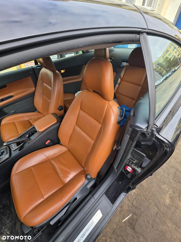 Volvo C70 D3 Momentum - 8