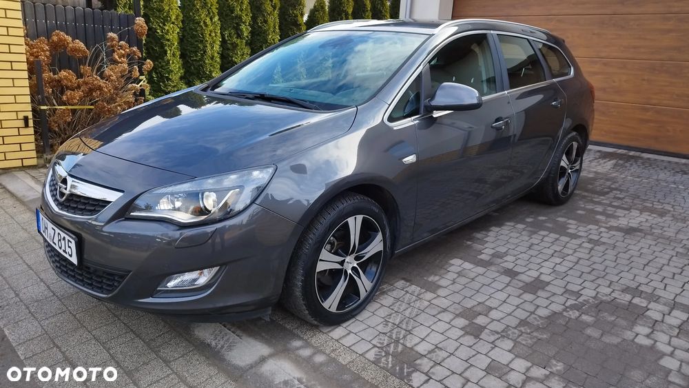 Opel Astra 1.4 Turbo Cosmo - 1