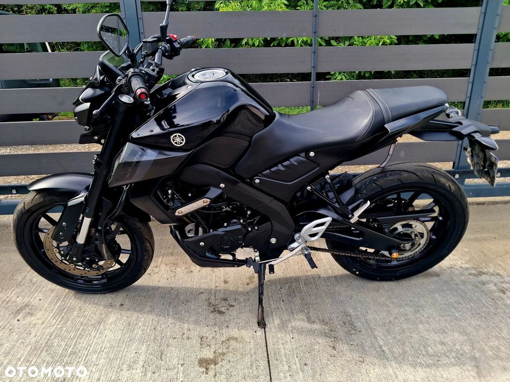 Yamaha MT - 2