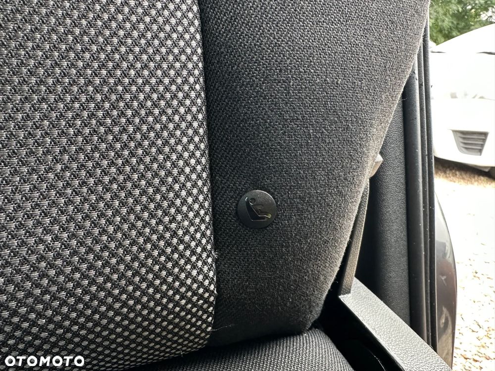 Opel Zafira - 24