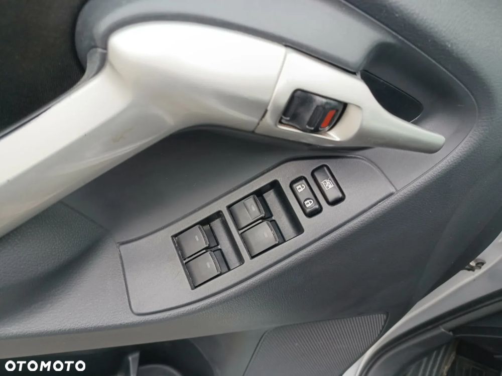 Toyota Verso 1.8 Premium 7os - 14