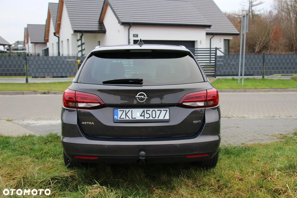 Opel Astra 1.6 CDTI Cosmo - 8