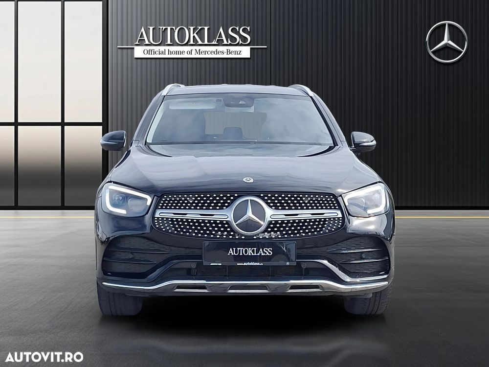 Mercedes-Benz GLC 200 4MATIC 9G-TRONIC AMG Line - 9