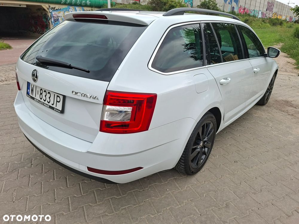 Skoda Octavia 1.5 TSI ACT Style DSG - 4