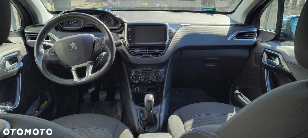 Peugeot 208 1.2 PureTech Style - 9