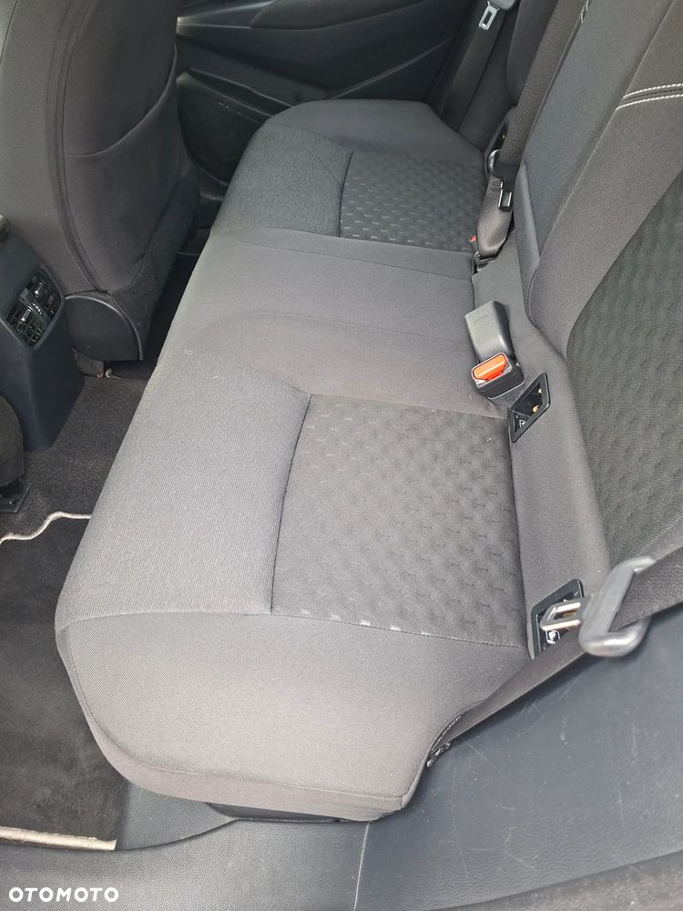 Toyota Corolla - 19