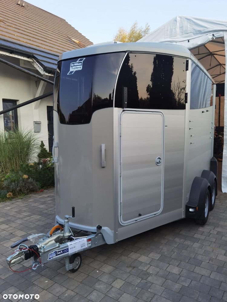 Ifor Williams HBX511 - 2