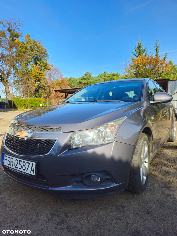 Chevrolet Cruze 1.8 LT - 2
