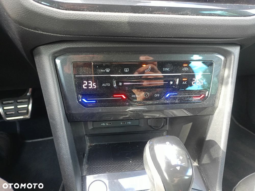 Volkswagen Tiguan 2.0 TDI R-Line DSG - 16