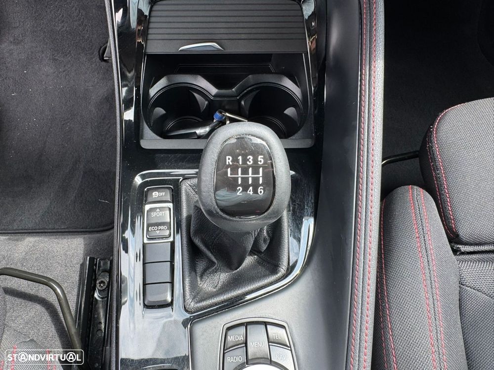 BMW X1 16 d sDrive Line Sport - 25