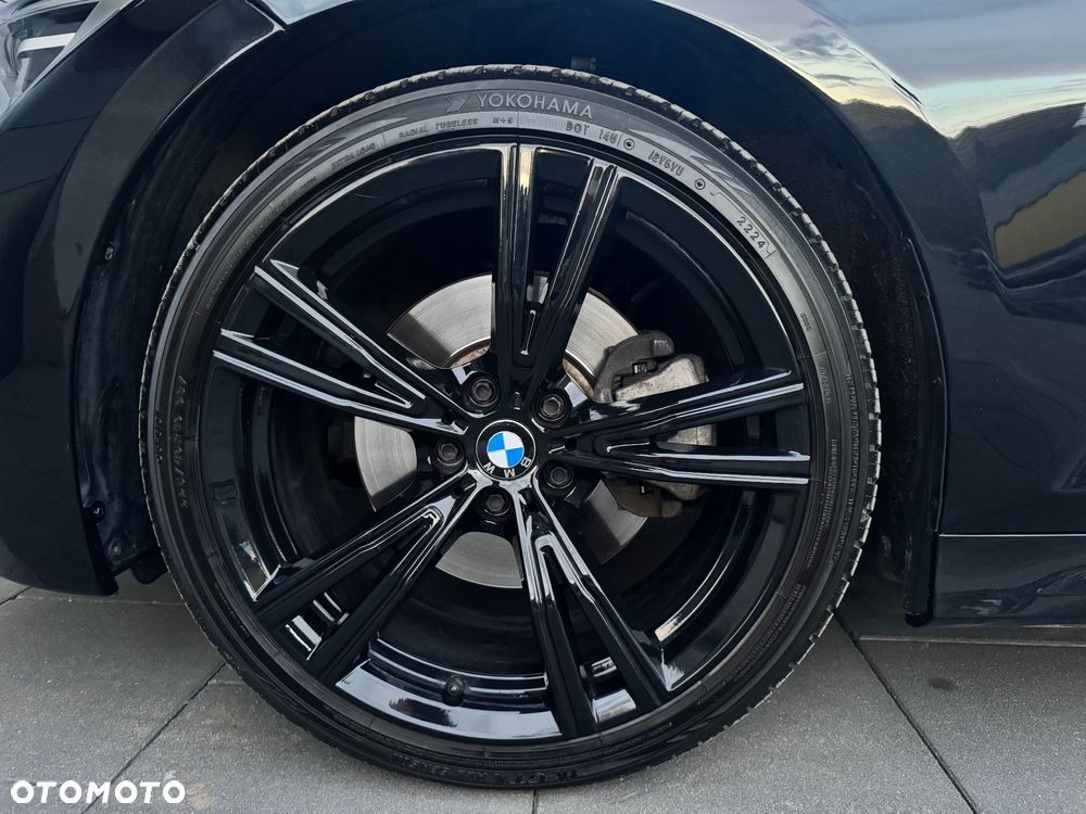 BMW Seria 3 330i M Sport - 23