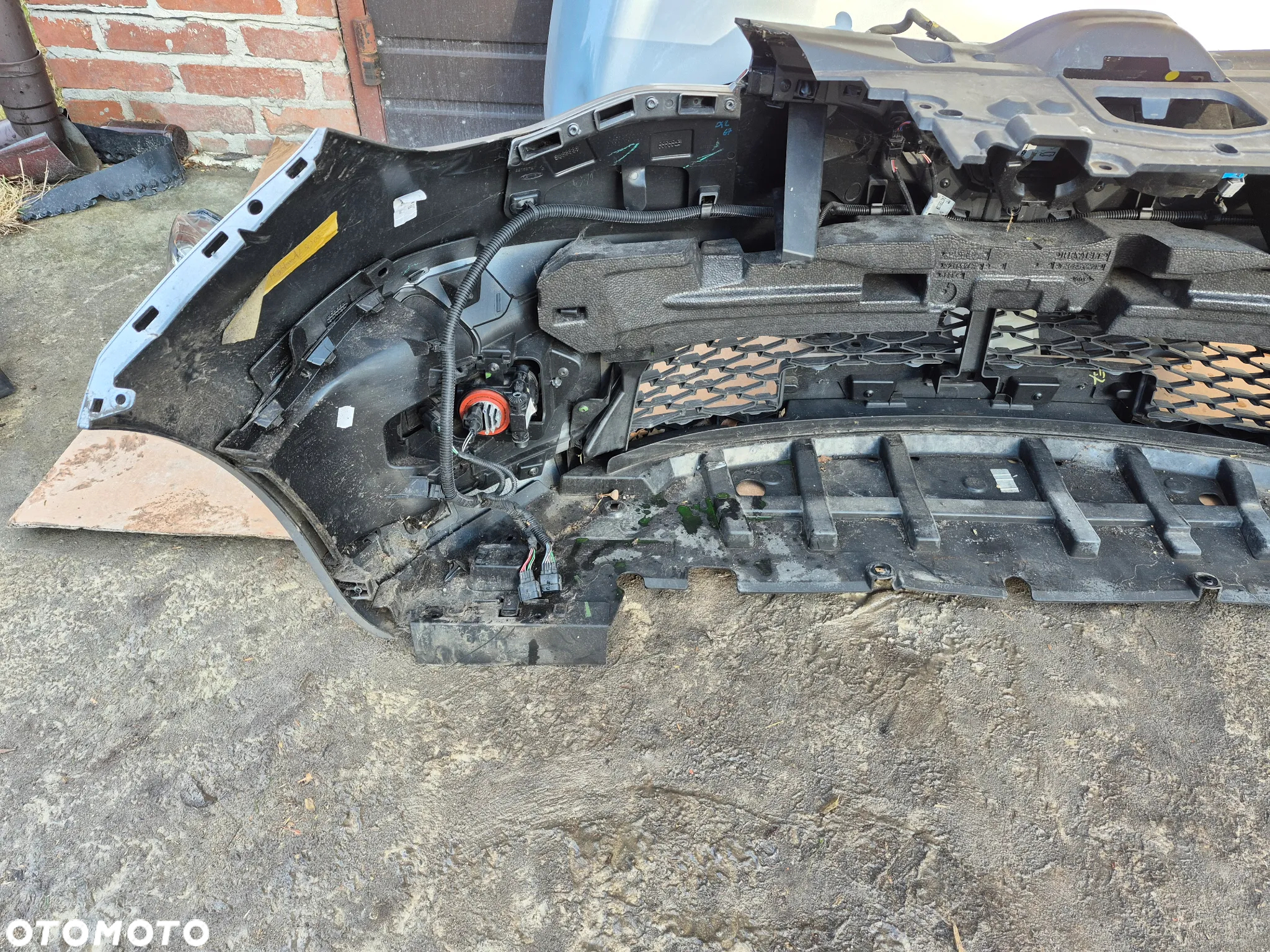 RENAULT ZOE II MASKA BŁOTNIK PRAWY PAS PRZEDNI CHŁODNICE LAMPY KOD LAKIERU TEKQA - 27