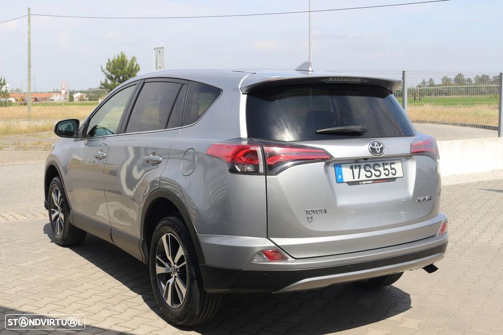 Toyota RAV4 2.0 D-4D Comfort - 17