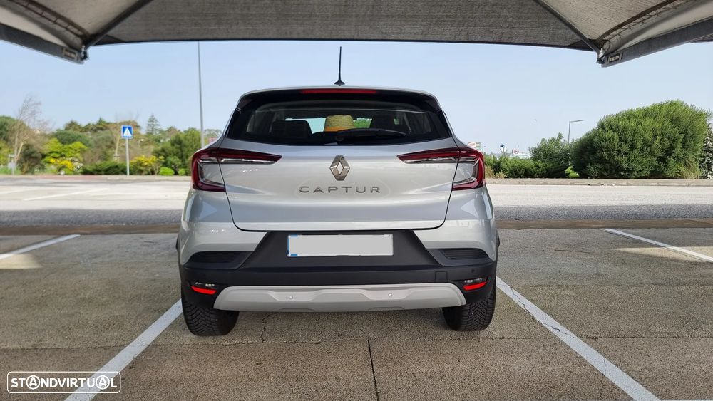 Renault Captur 2022 photo 3