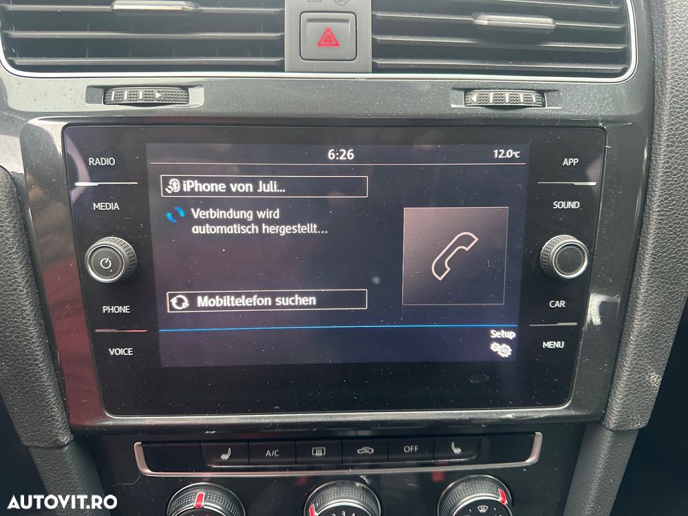 Volkswagen Golf - 27