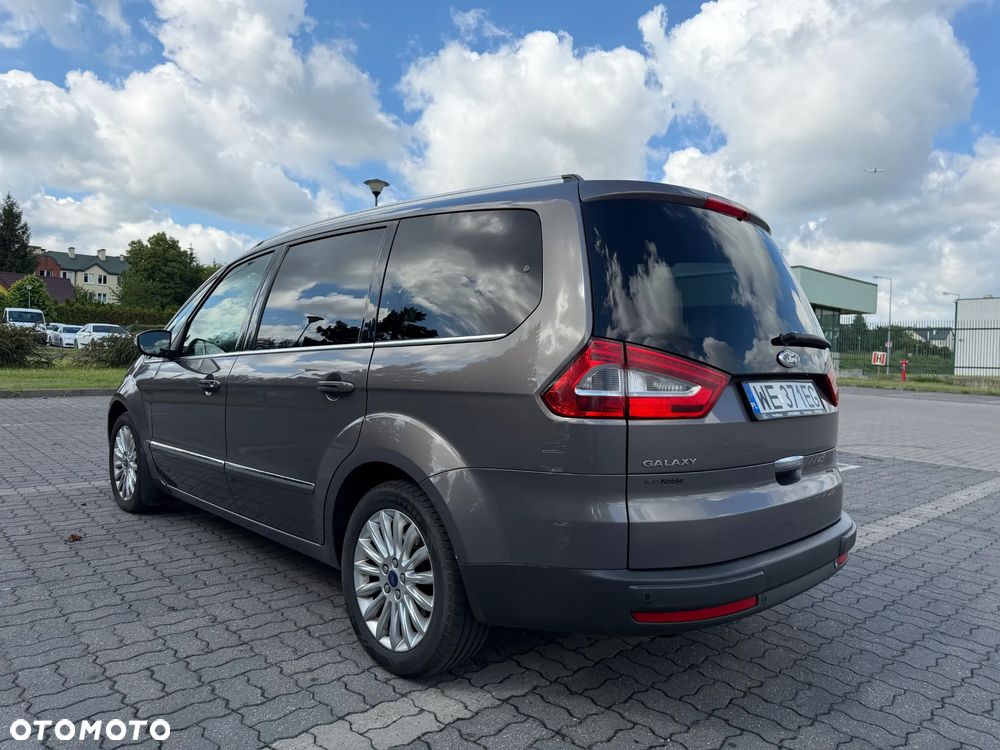 Ford Galaxy - 9