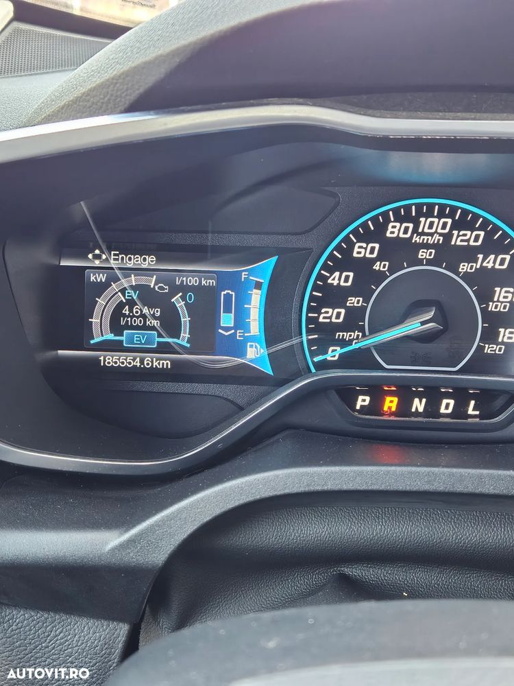 Ford C-Max ver-1-5-ecoboost-start-stop-titanium - 11