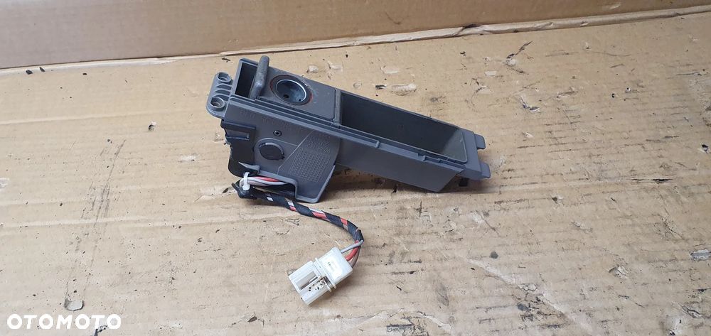 Gniazdo zapalniczki Audi A4 B6 8E0863284B - 4