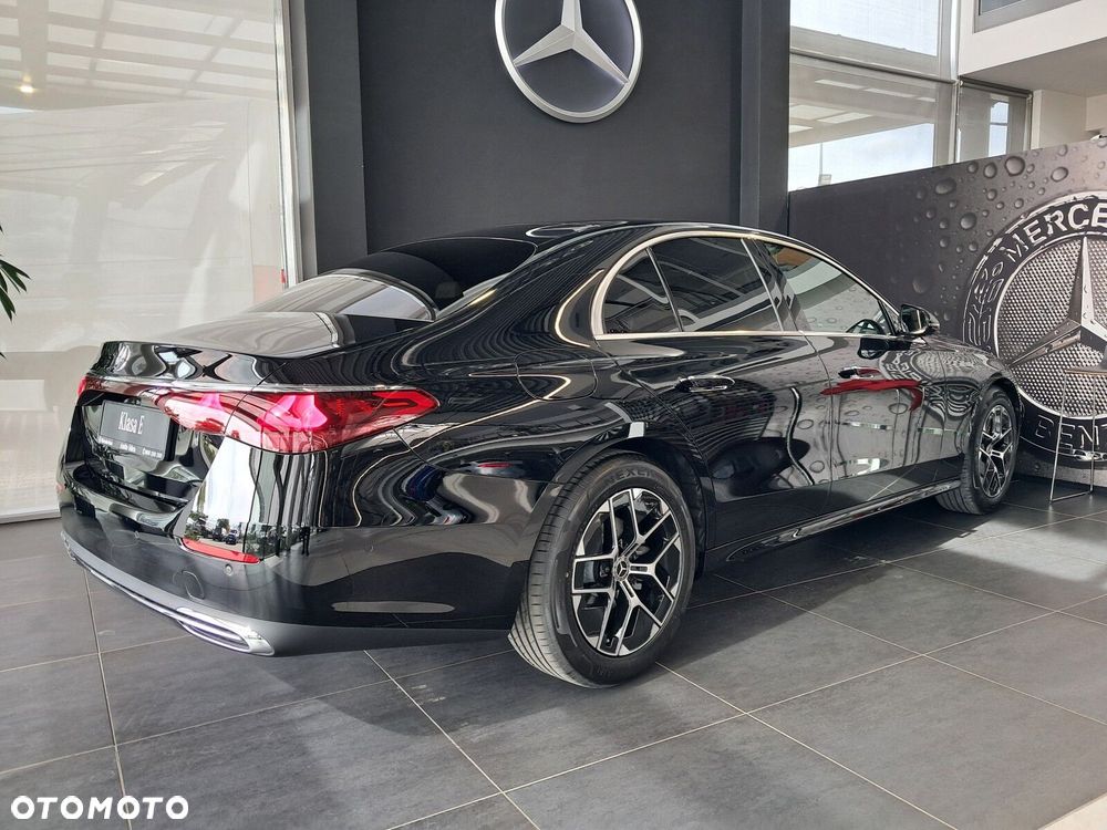 Mercedes-Benz Klasa E - 19