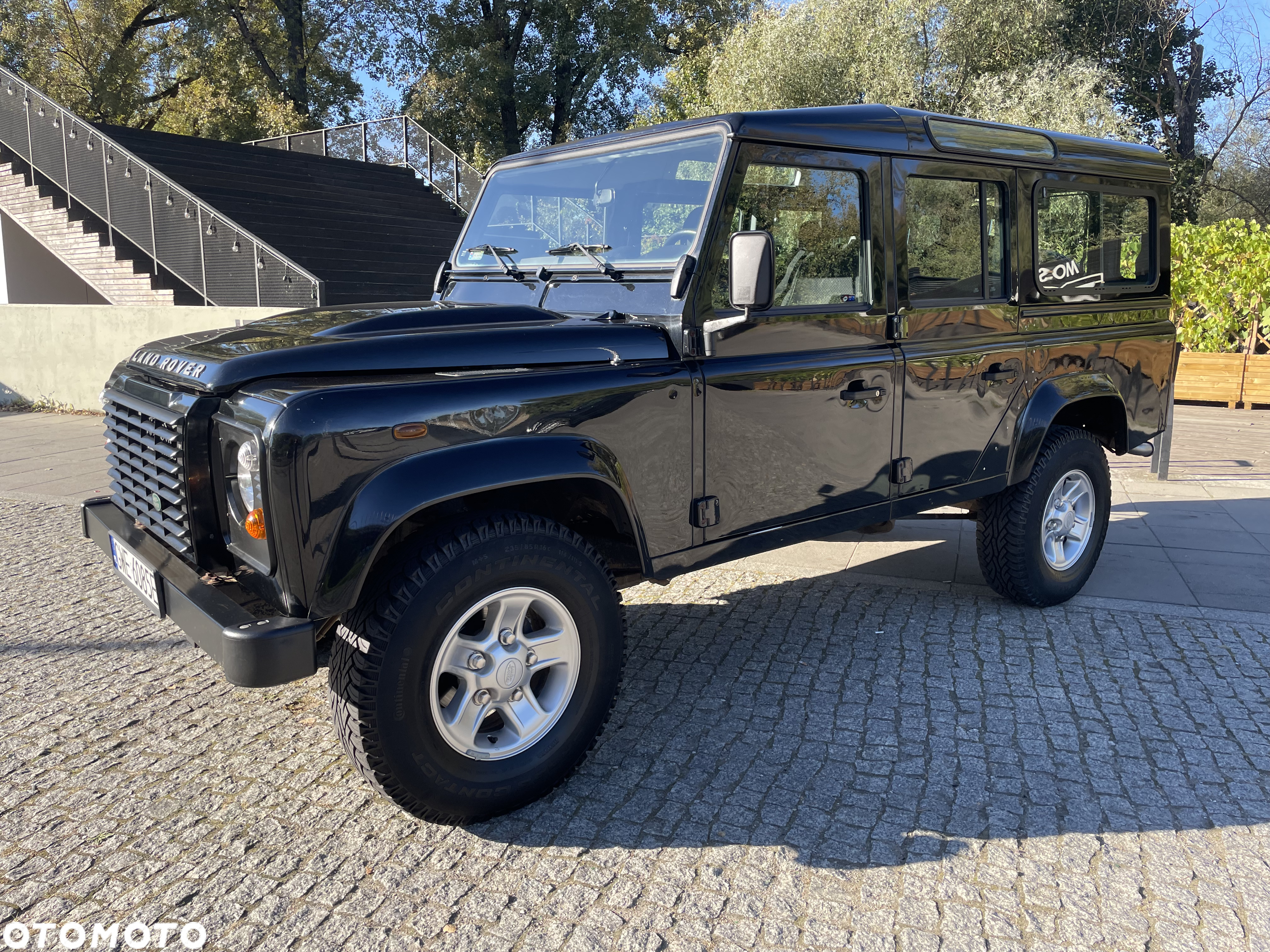 Land Rover Defender 110 2.2 TD4 SE - 11