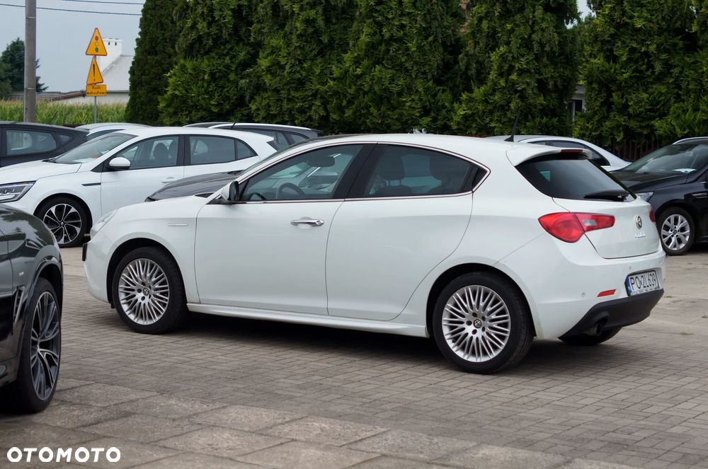 Alfa Romeo Giulietta 1.4 TB MultiAir Exclusive TCT - 37