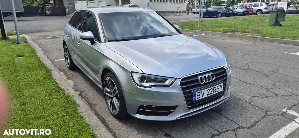 Audi A3 Sportback 1.6 TDI S tronic sport - 1