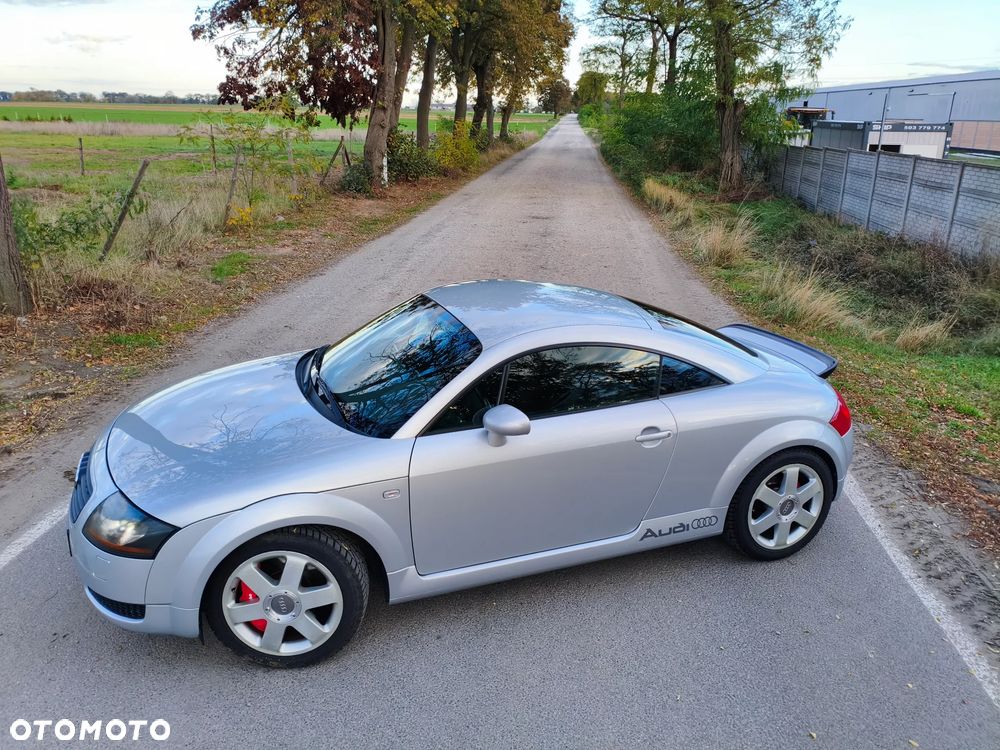 Audi TT Coupé 1.8T Quattro - 12