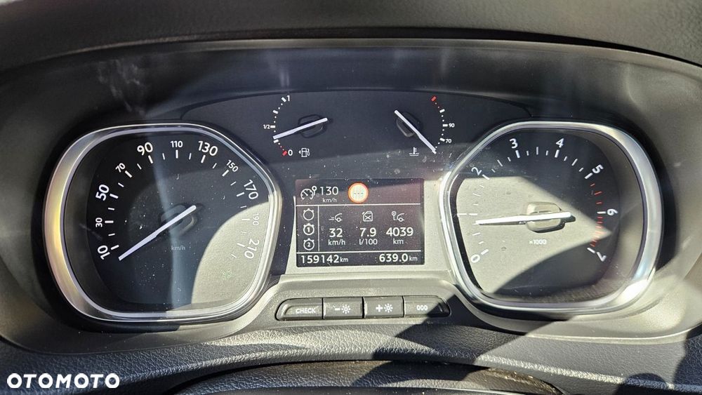 Peugeot Traveller L2 2.0 Business VIP - 37