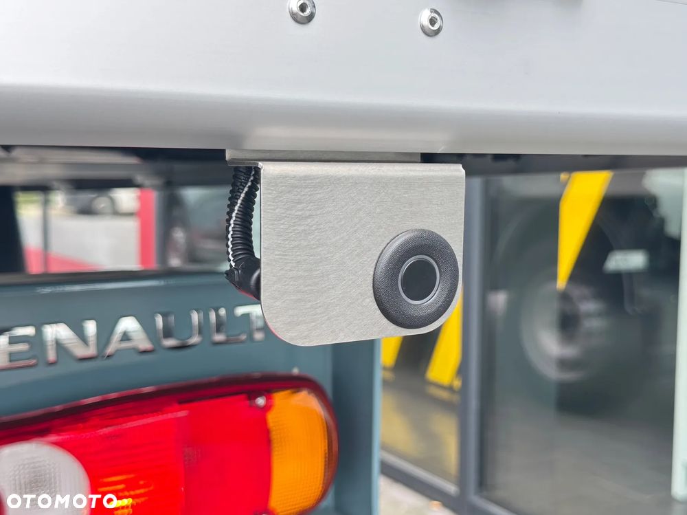 Renault Master - 25