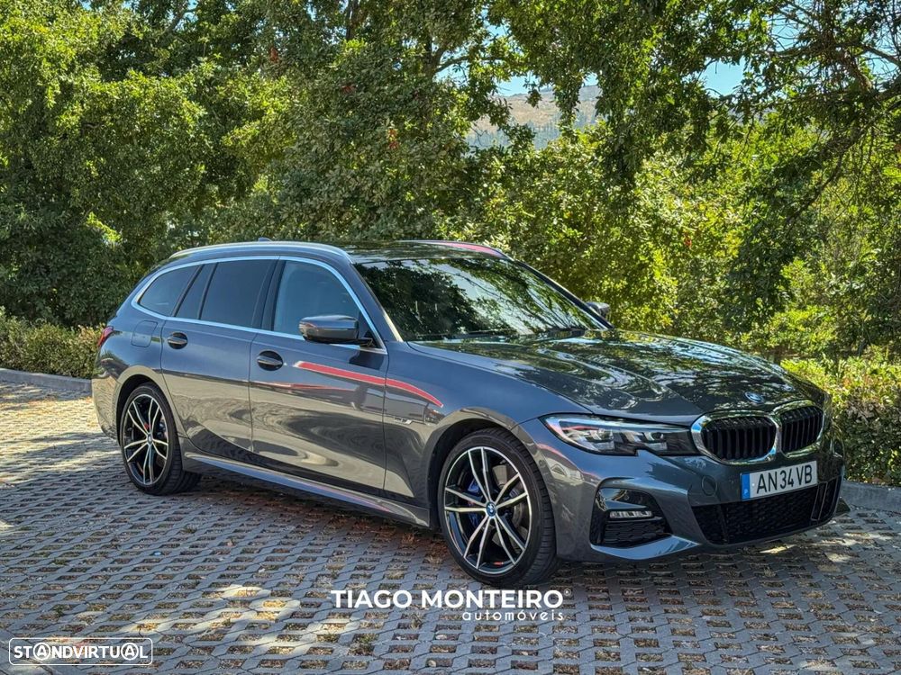 BMW 330 e Pack Desportivo M Auto - 52