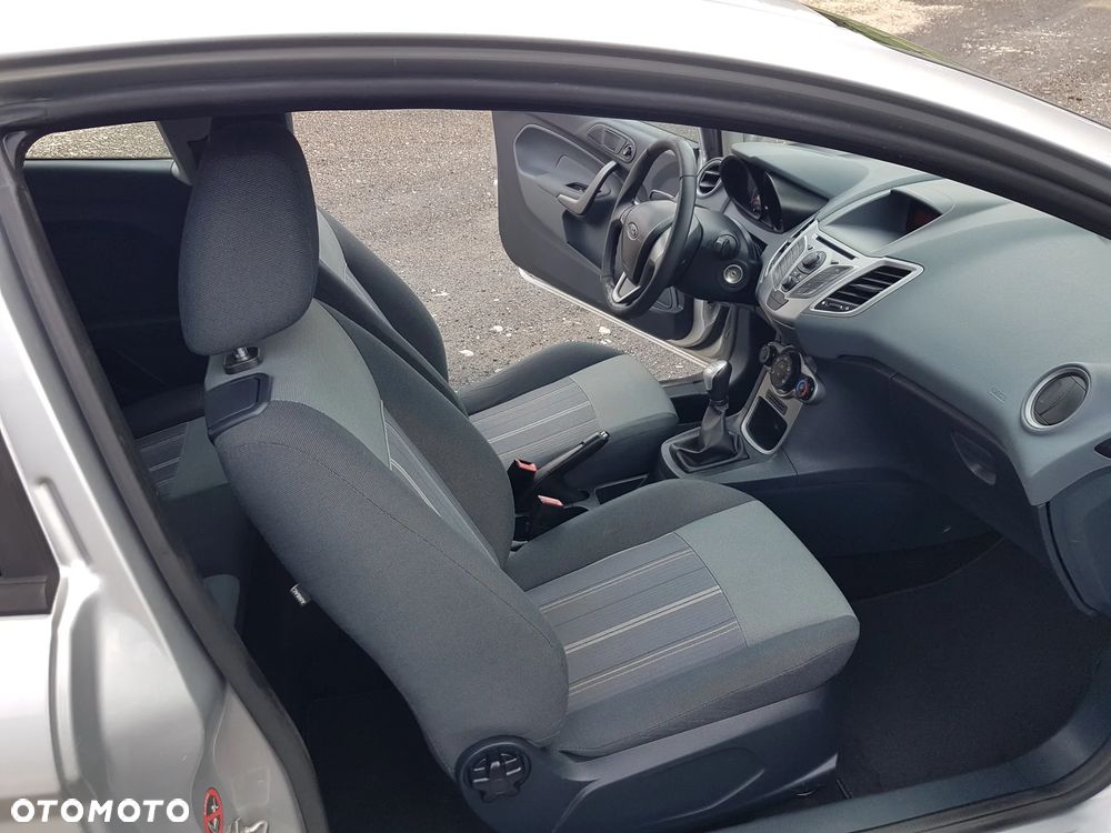 Ford Fiesta 1.25 Trend Edition - 14